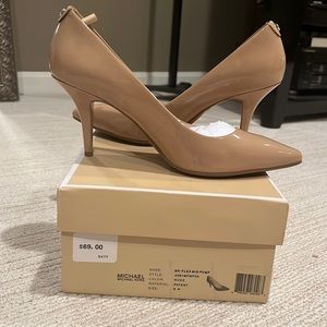 Michael Kors Flex Mid Pump.